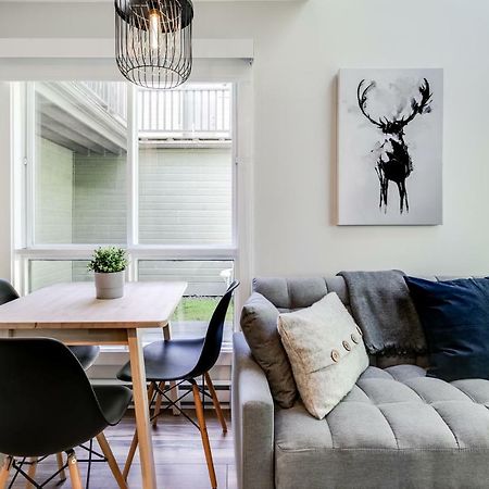 Le Ptit Condo Par Kasania 蒙特朗布朗 外观 照片